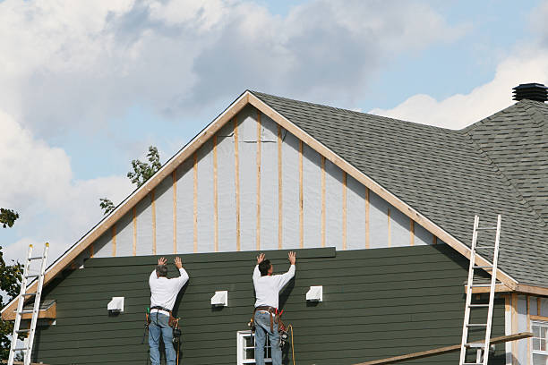 Professional Emergency Siding Repair technician working in Pleasantville, PA